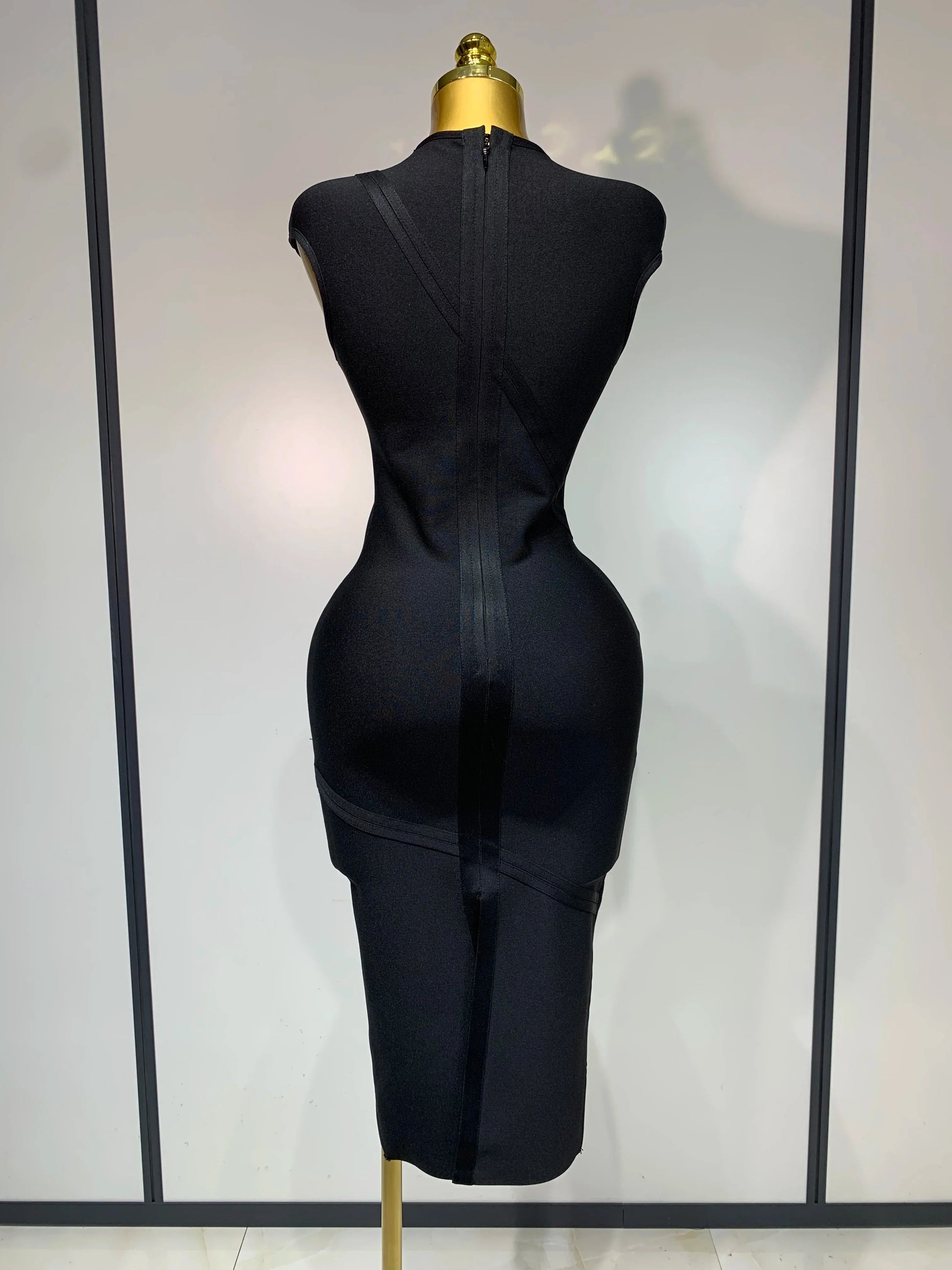 Elegant Women Sexy Black Design Bodycon Bandage Dress O-Neck Half Sleeve Medium Long Dresses Party Luxury Birthday Dresses