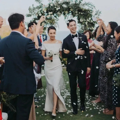 Vestido de noiva de praia sem alças fora de ombro de praia de cetim, vestidos de noiva sem costas, vestidos de mairee weddin