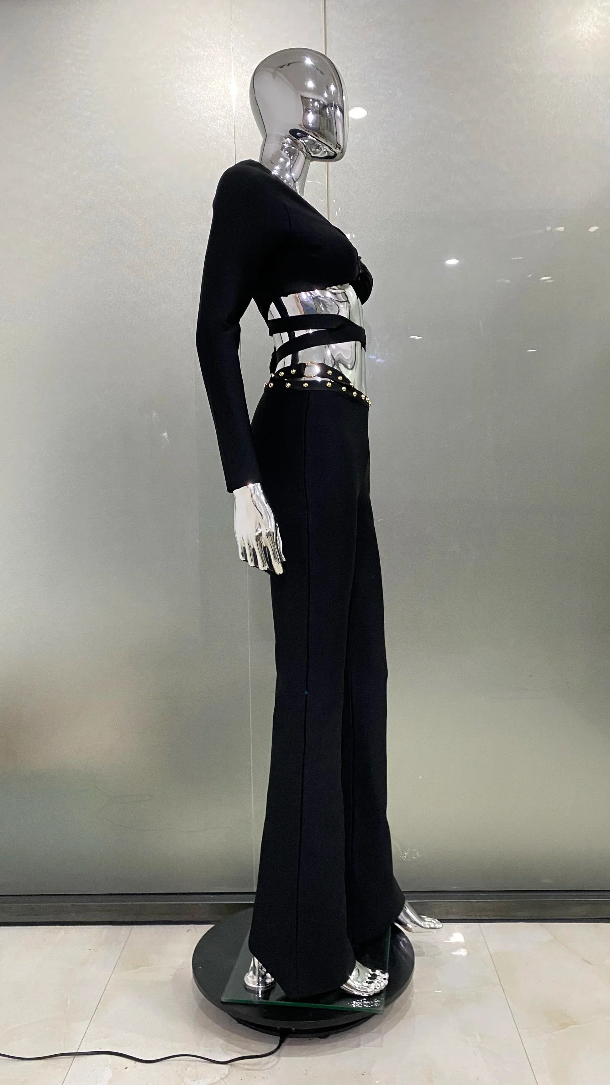 Stylish Res Bandage Woman Set Diamond Chains Backless Halter Cropped top And Waist Chain Flare Pants 2 Pieces Club Party Outfit