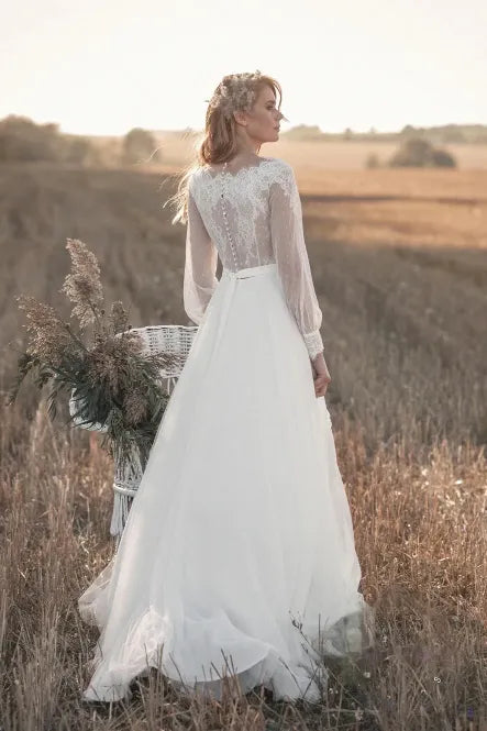Vintage Wedding Dress Lace Scoop Neck Long Sleeve A Line Tulle Bride Dress Button Back Sweep Train Robe De Mariee Customiz 14w