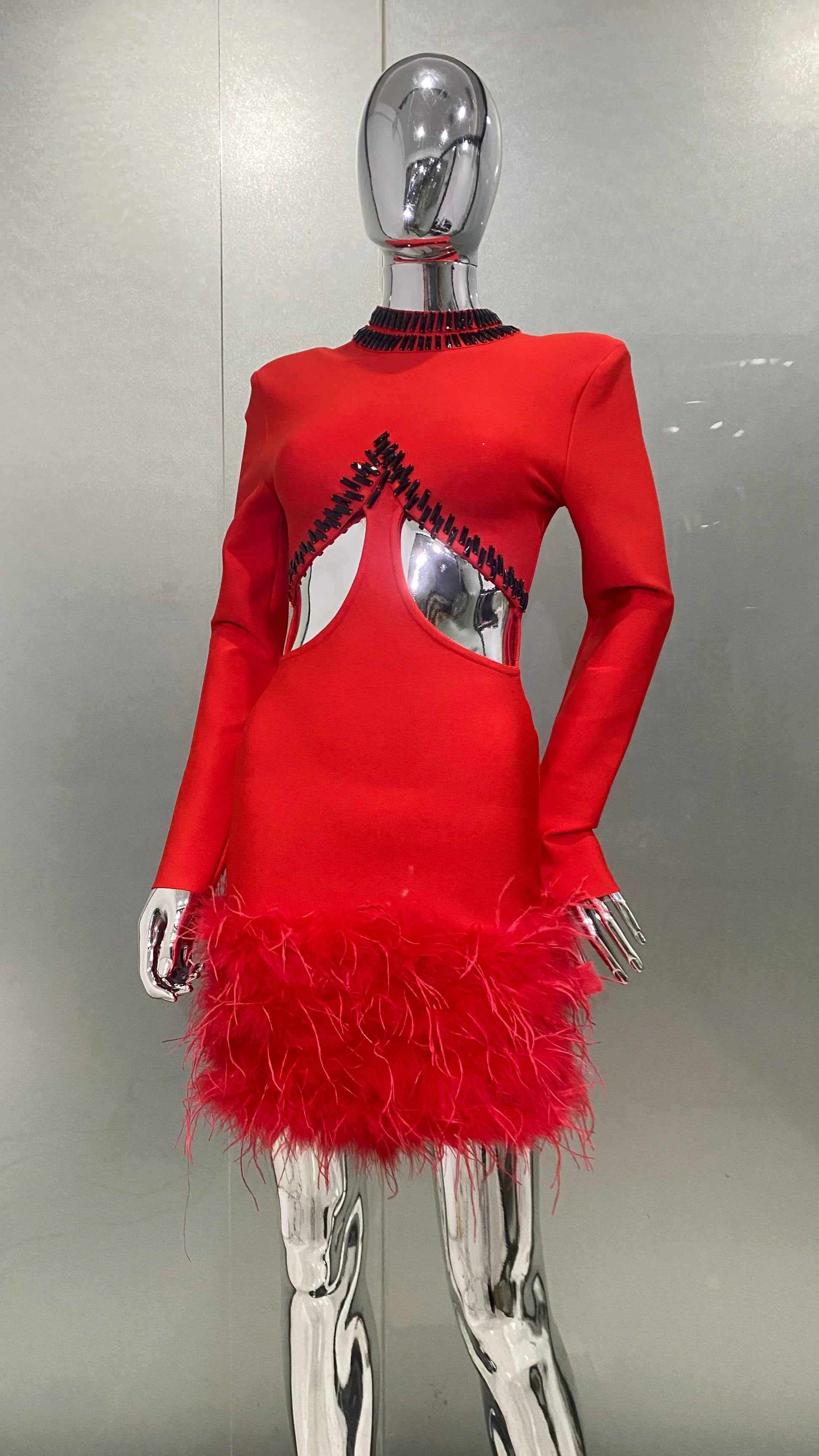 Gorgeous Feathers Sexy Hollow Out Red Mini Bandage Dress Fashion Woman Evening Dress Merry Christmmas Party Outfit