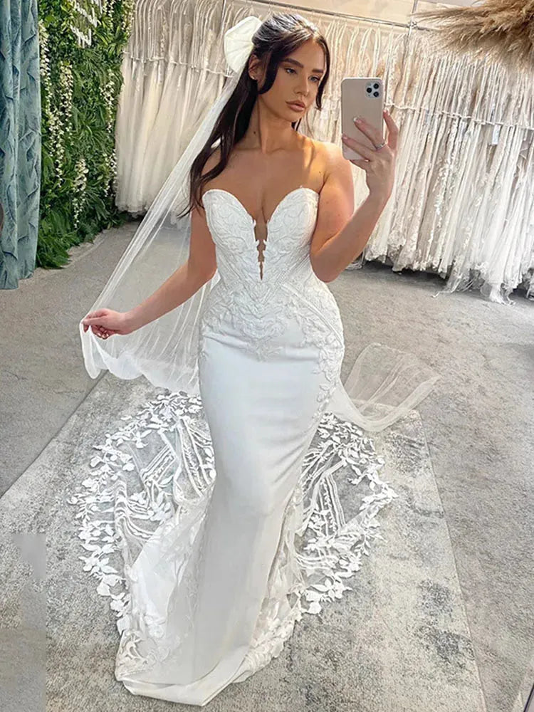 Strapless Mermaid Wedding Dresses Appliqued Lace Bride Dress Elegant Classic Modest Bride Wedding Gowns Ivory 26w