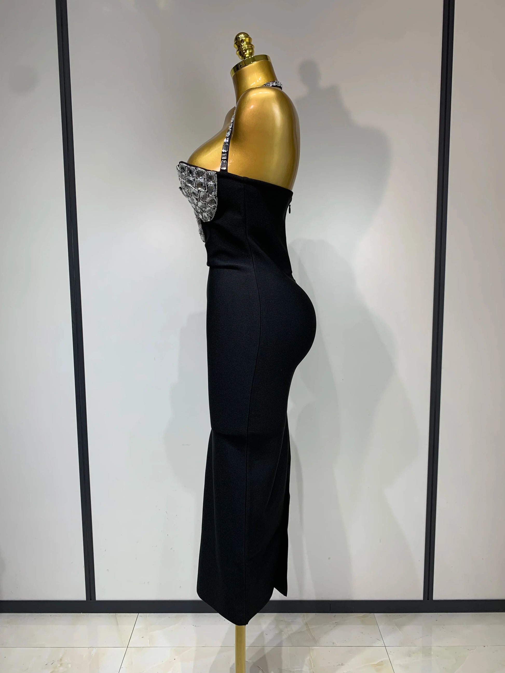 Women Sexy Halter Backless Diamonds Black Sleeveless Bodycon Bandage Dress Evening Club Party Gowns Luxury Birthday Dress