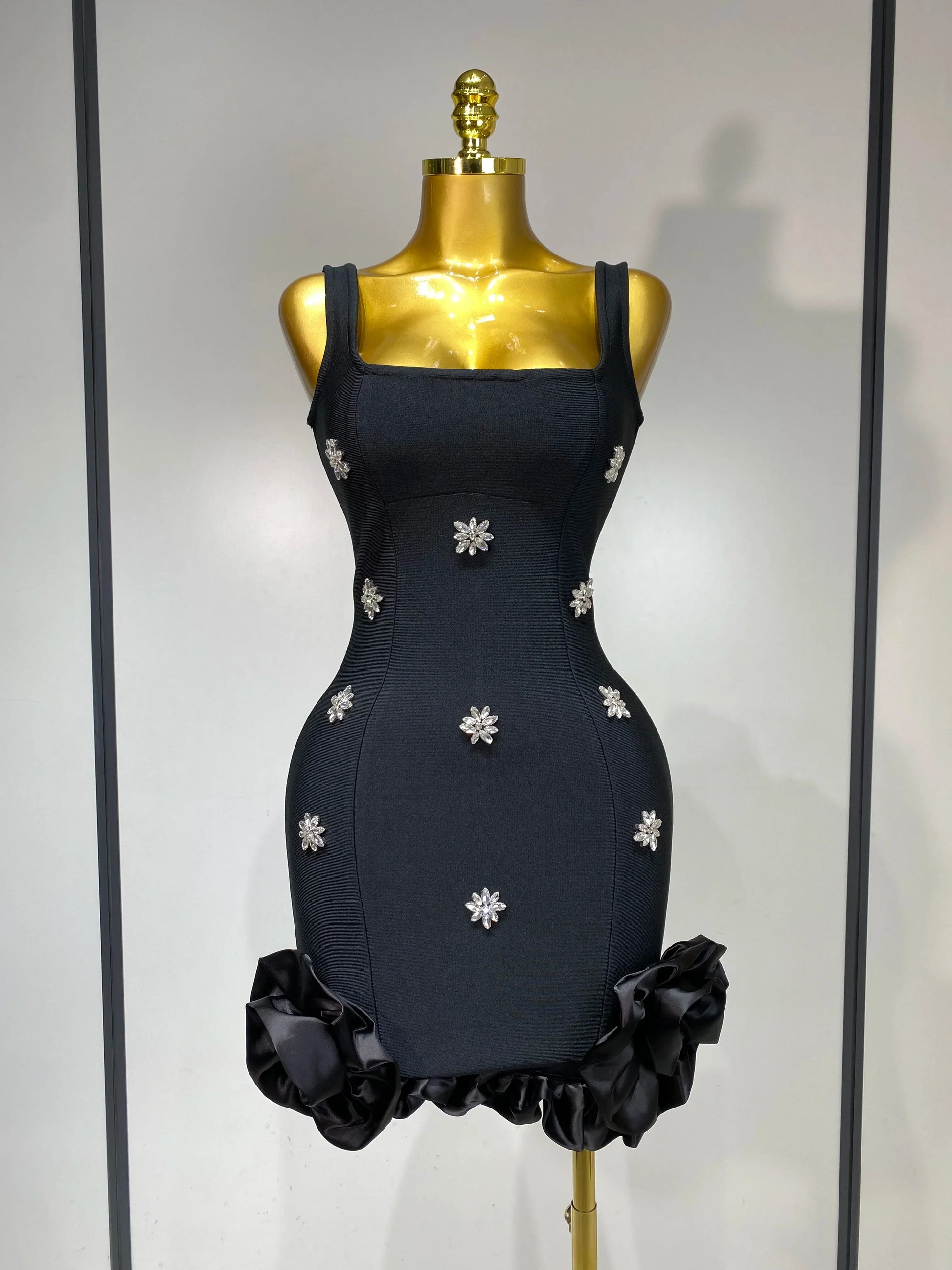 Women Sexy Sleeveless Square Collar Crystal Bodycon Mini Bandage Dress Celebrate Evening Party Elegant Luxury Birthday Dress black