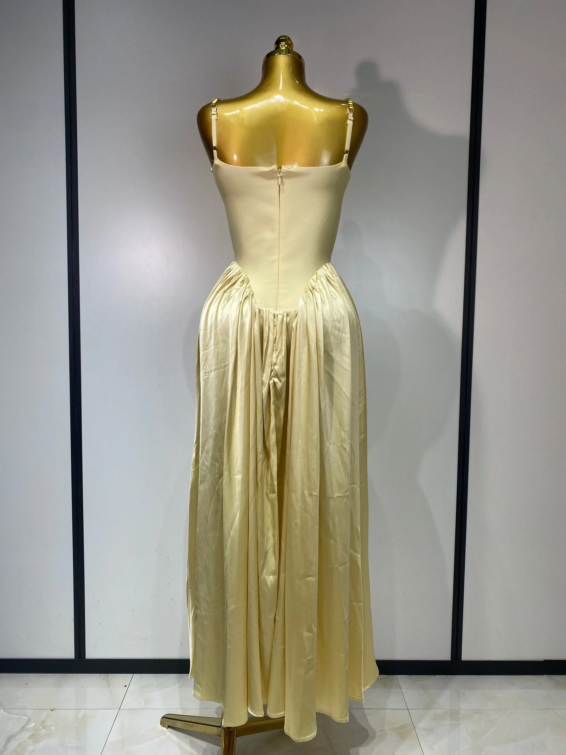 Women Sexy Strap Chain Sleeveless Long Dress Fashion Slimming Hundred Fold Dresses Elegant Evening Party Wedding Guest Gowns