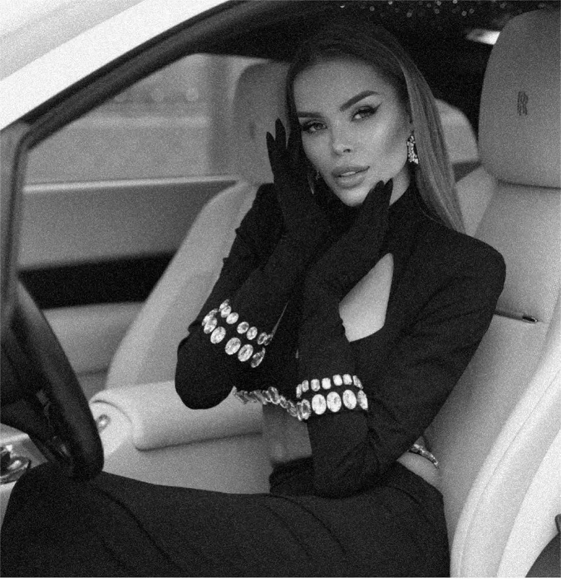 Stylish Luxury Diamonds Woman Bandage Set Sexy Hollow Out Short Top And Mermaid Long Skirt 2 Pieces Evening Party Vestido black