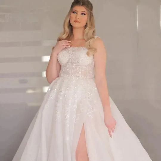 Plus Size Wedding Dresses For Woman A-Line Boat-Neck Side Slit Lace Appliques Bride Gowns Tulle Vestido de Novia Customed As picture