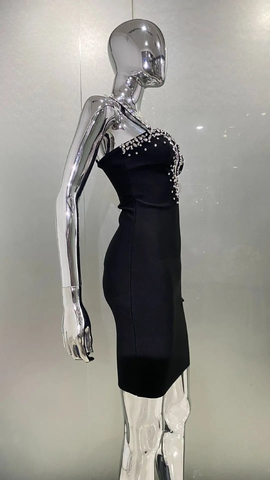 Luxury Sparkling Diamond Sexy Deep V-Neck Black Bandage Mini Dress Fashion Woman Evening Party Dress Birthday Party Outfit