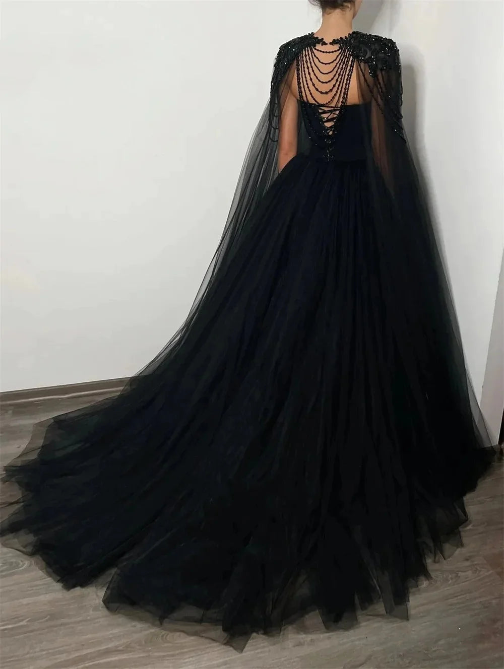 Black Beaded Glitter A-line Wedding Dress Elegant Detachable Shawl Custom Dresses Sexy Heart Shaped Neck vestido feminino