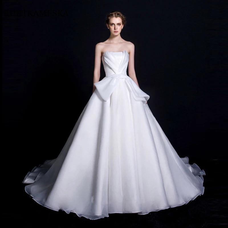 Luxury White Simple Sweet Bow Strapless Wedding Wedding Trailing Bride Dresses Elegan Slim Long Evening Host Wanita Formal Maxi Dress