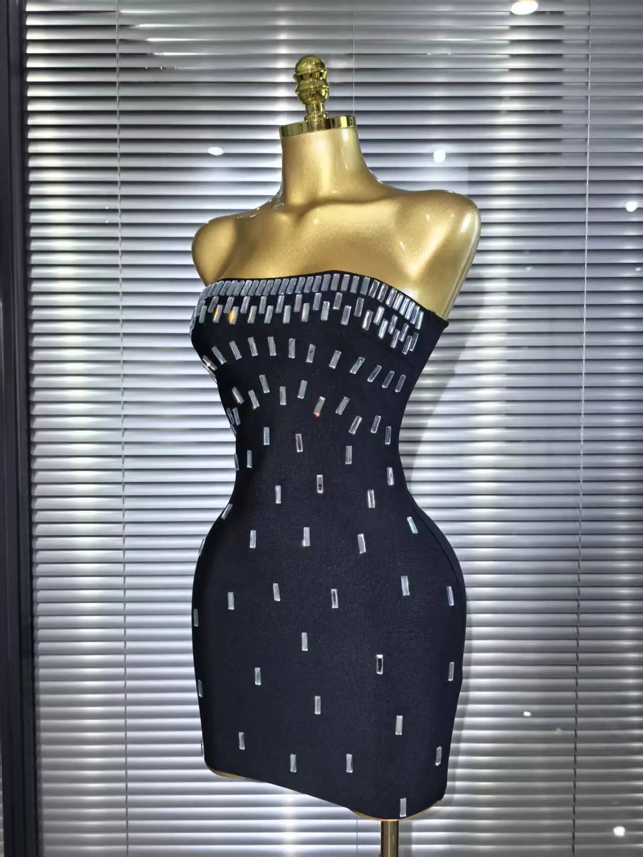 Black Color Women Sexy Strapless Shinning Crystal Bodycon Mini Bandage Dress Celebrate Nightclub Party Cocktail Outfit