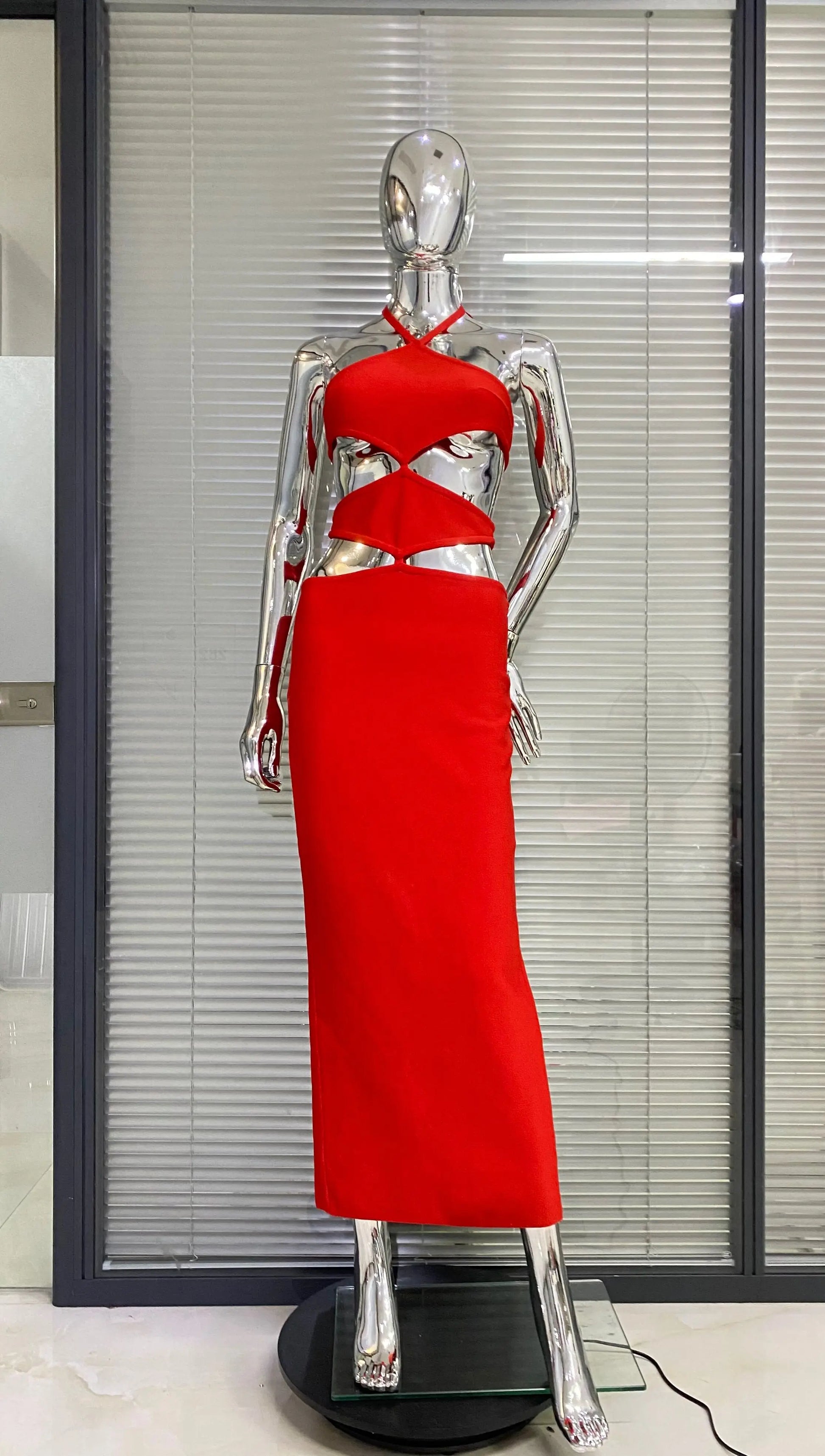 Sexy Hollow Out Sleeveless Halter Bodycon Red Long Bandage Dress Fashion's Sexy Woman Vocation Dress Summer Beach Party Vestido