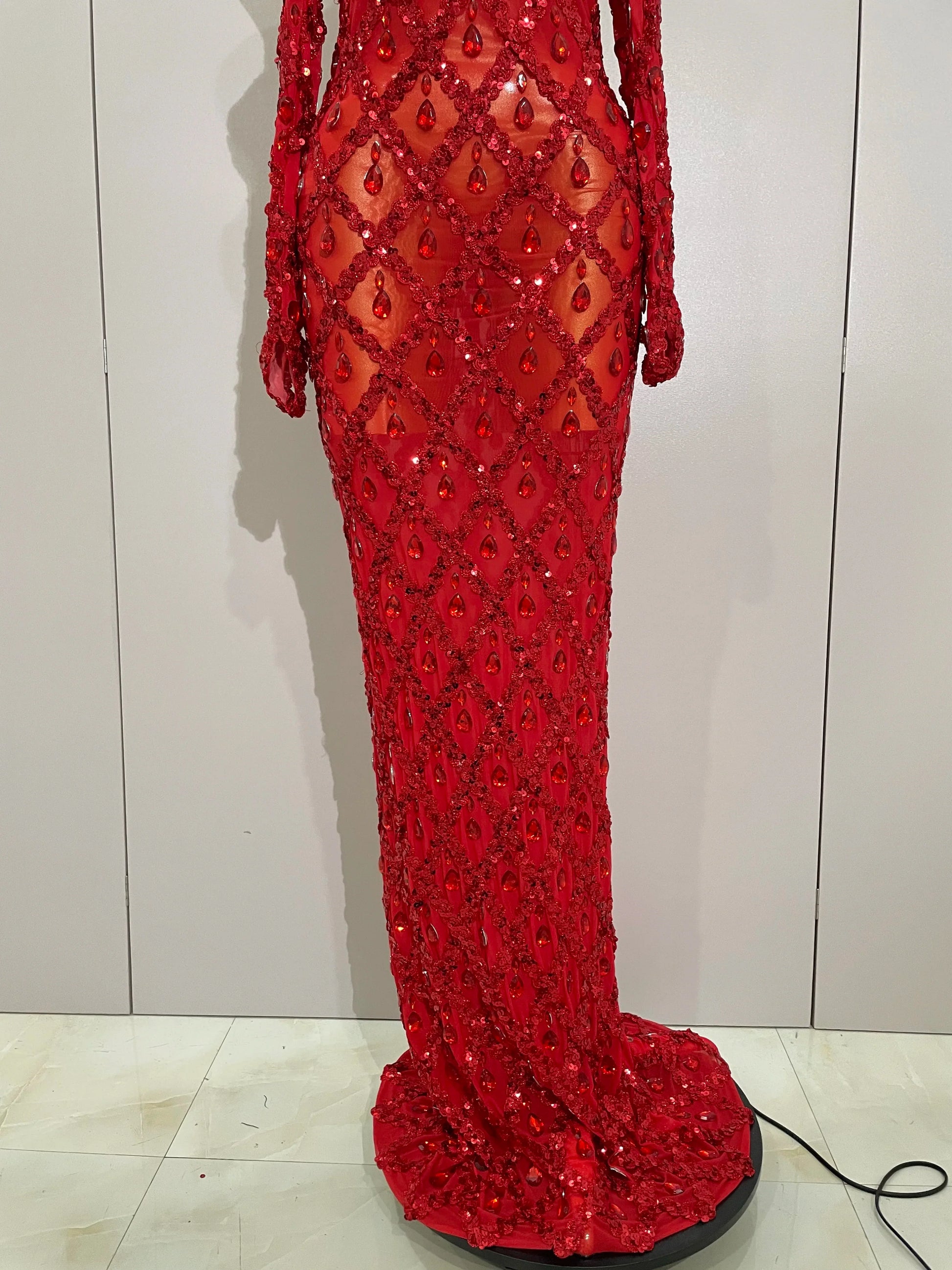 Sexy Sparkly Rhinestones Halter Mesh Long Dress With Gloves Women Celebrate Evening Wedding Prom Birthday Dress Shoot Wear
