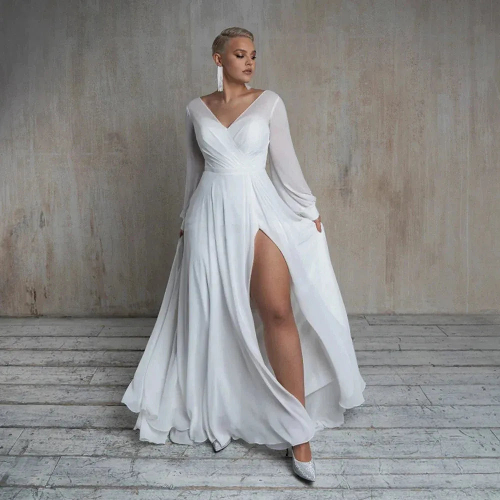 Plus Size Chiffon Wedding Dress V Neck Long Sleeve High Slit Beach White Bridal Gown Sweep Train Simple Custom Свадебное платье Ivory 26w Plus Size