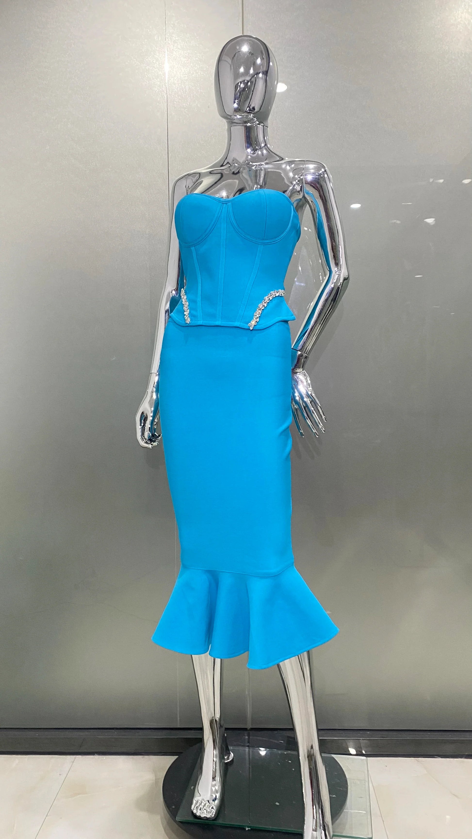 Blue Color Woman Bandage Set Shining Diamonds Strapless Top And Mid Calf Mermaid Skirt 2 Piece Set Cocktail Party Outfit