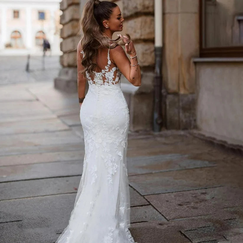 Vestidos de novia de sirena de encaje, tirantes finos, apliques de encaje, vestido de novia con cuello en V, vestidos de novia de tul suaves elegantes 