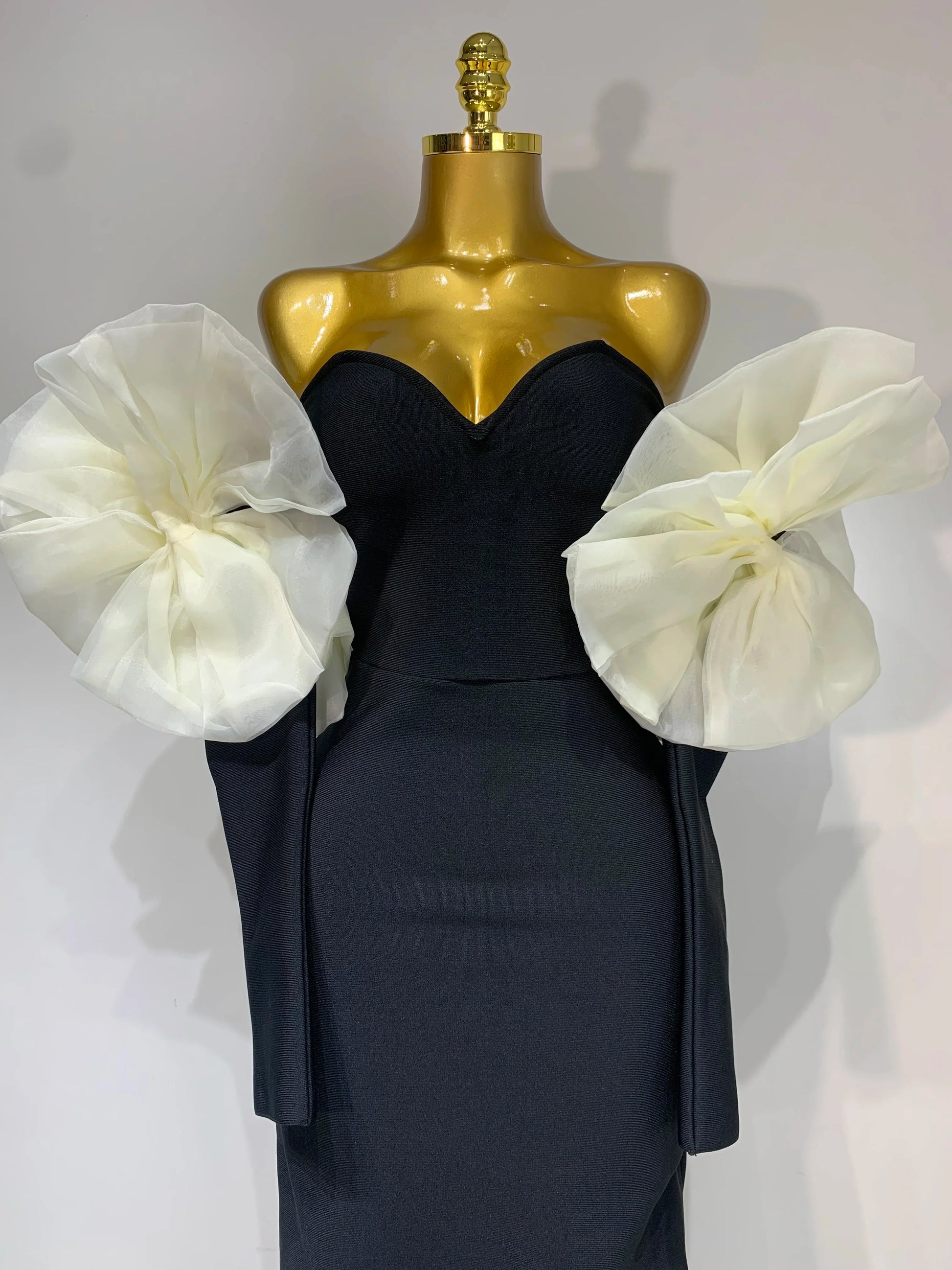 Women Sexy Off Shoulder Bodycon Bandage Dress Long Sleeved Celebrity Elegant Backless Dress Luxury Birthday Dresses