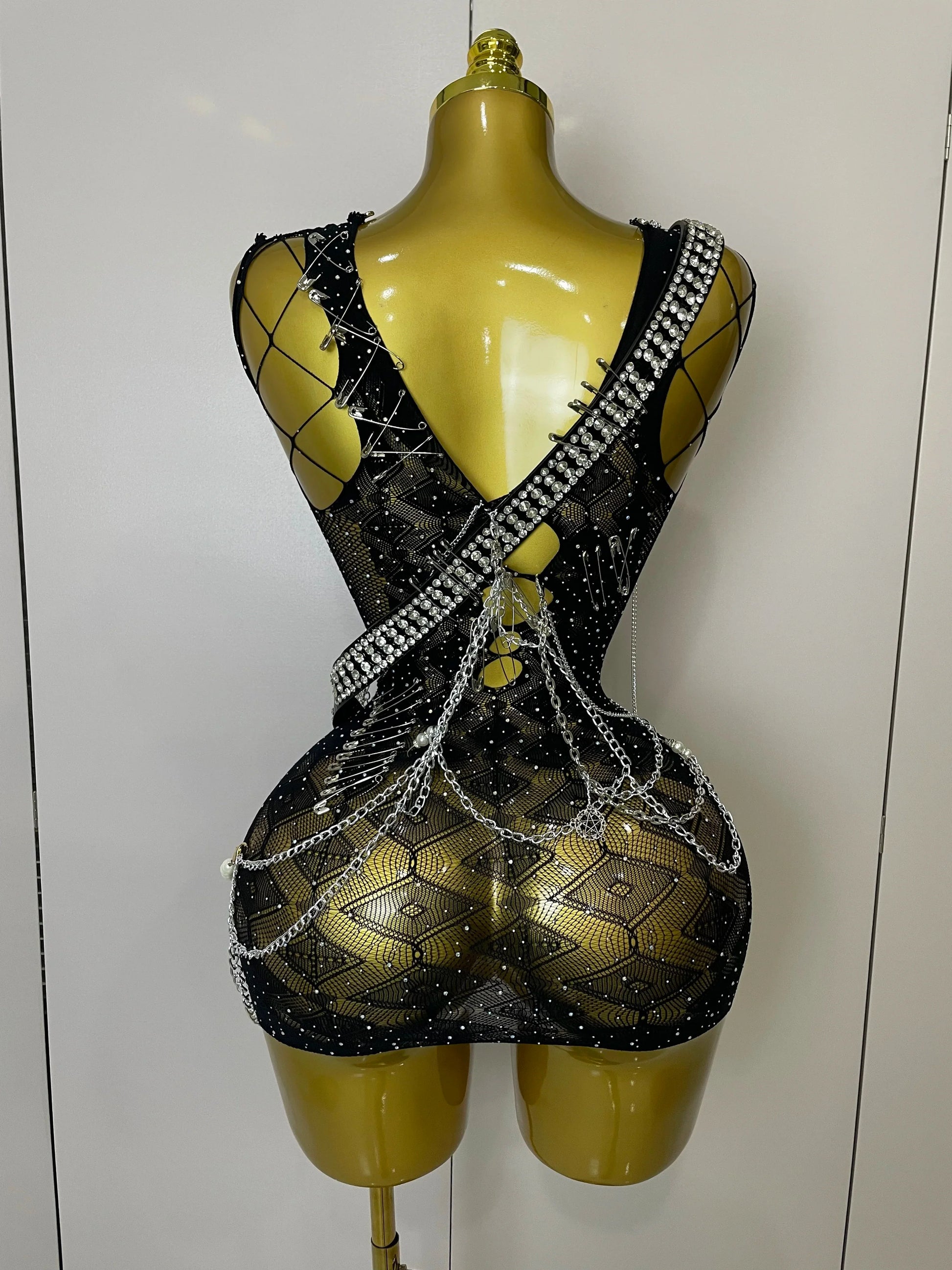 Sexy Fashion Pin Decoration Fringe Beading Short Party Dress Women Hollow Out Nightclub Performance Singer Costume