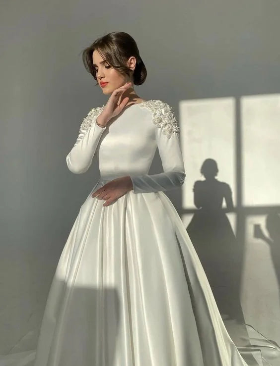 Elegant Ivory Muslim Wedding Dresses Vestidos De Novia Luxury Beading Flowers Satin Simple Vintage Long Sleeve Bridal Gowns