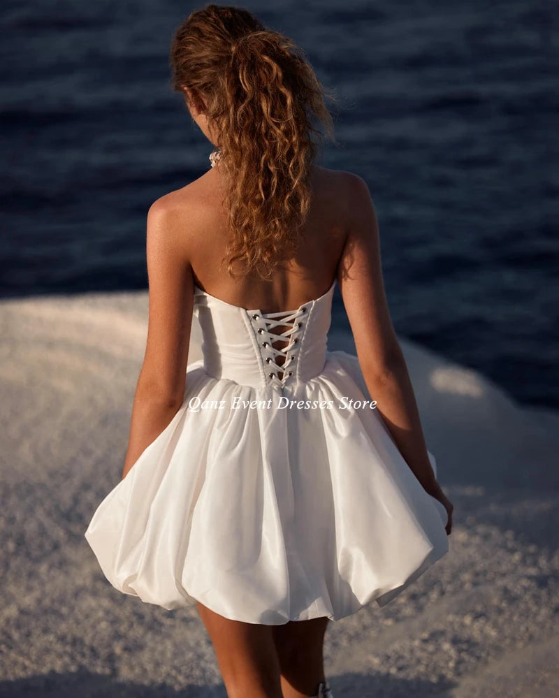 Elegancka satyna ukochana odsłonięta krótka sukienka ślubna Vestidos para mujer elegantes y bonitos plażę białe vestidos de novia