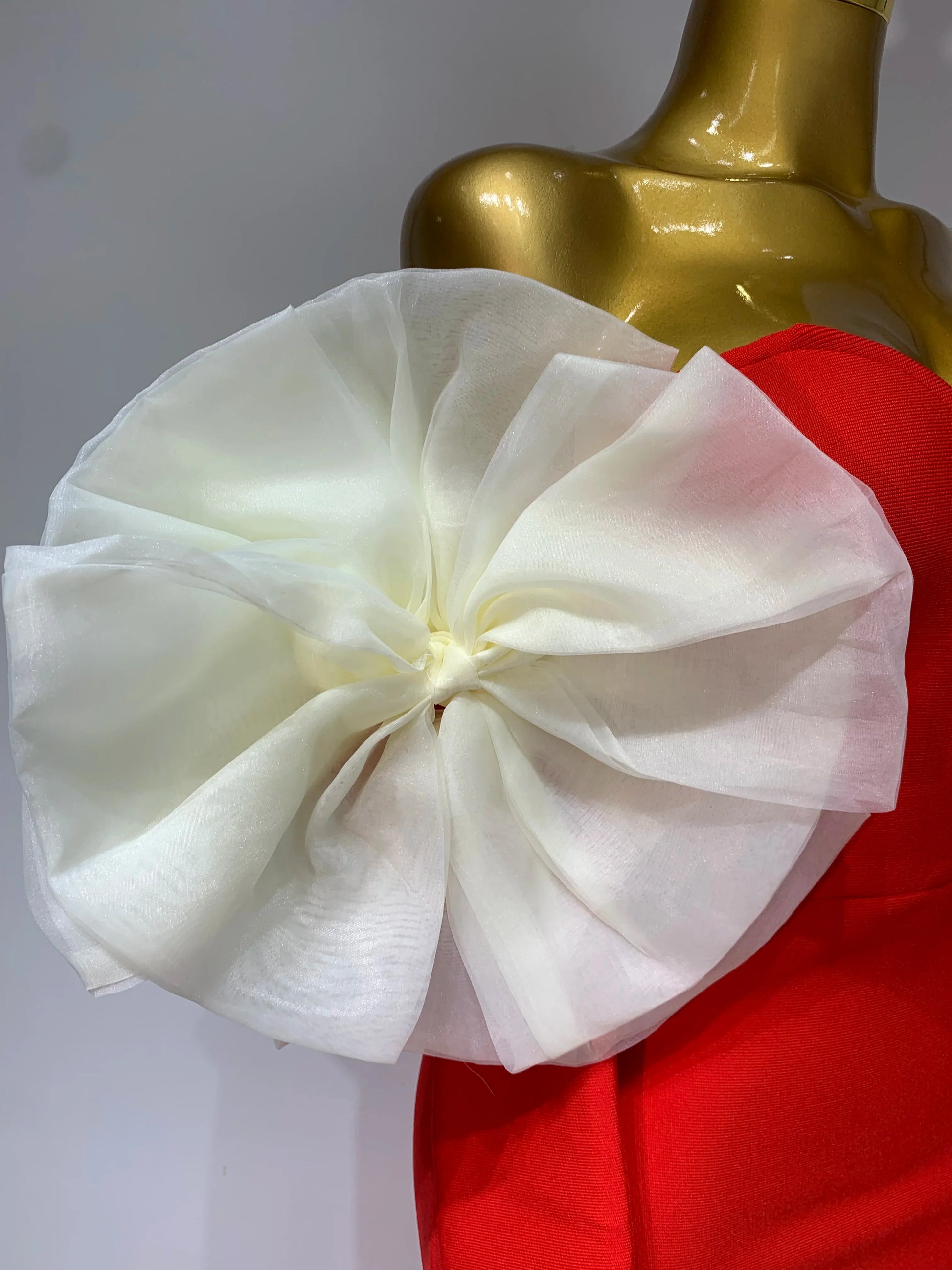 Sexy Off Shoulder Women Red Bodycon Bandage Dress Long Sleeved Celebrity Elegant Backless Dress Luxury Birthday Dresses