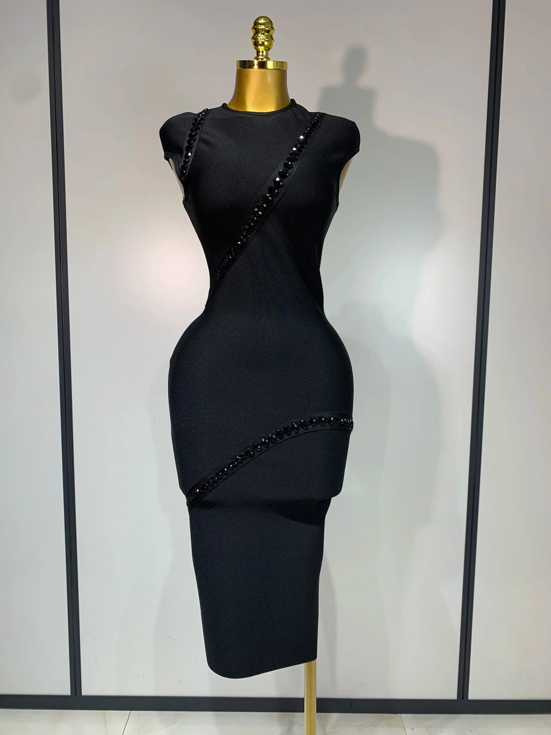 Elegant Women Sexy Black Design Bodycon Bandage Dress O-Neck Half Sleeve Medium Long Dresses Party Luxury Birthday Dresses black
