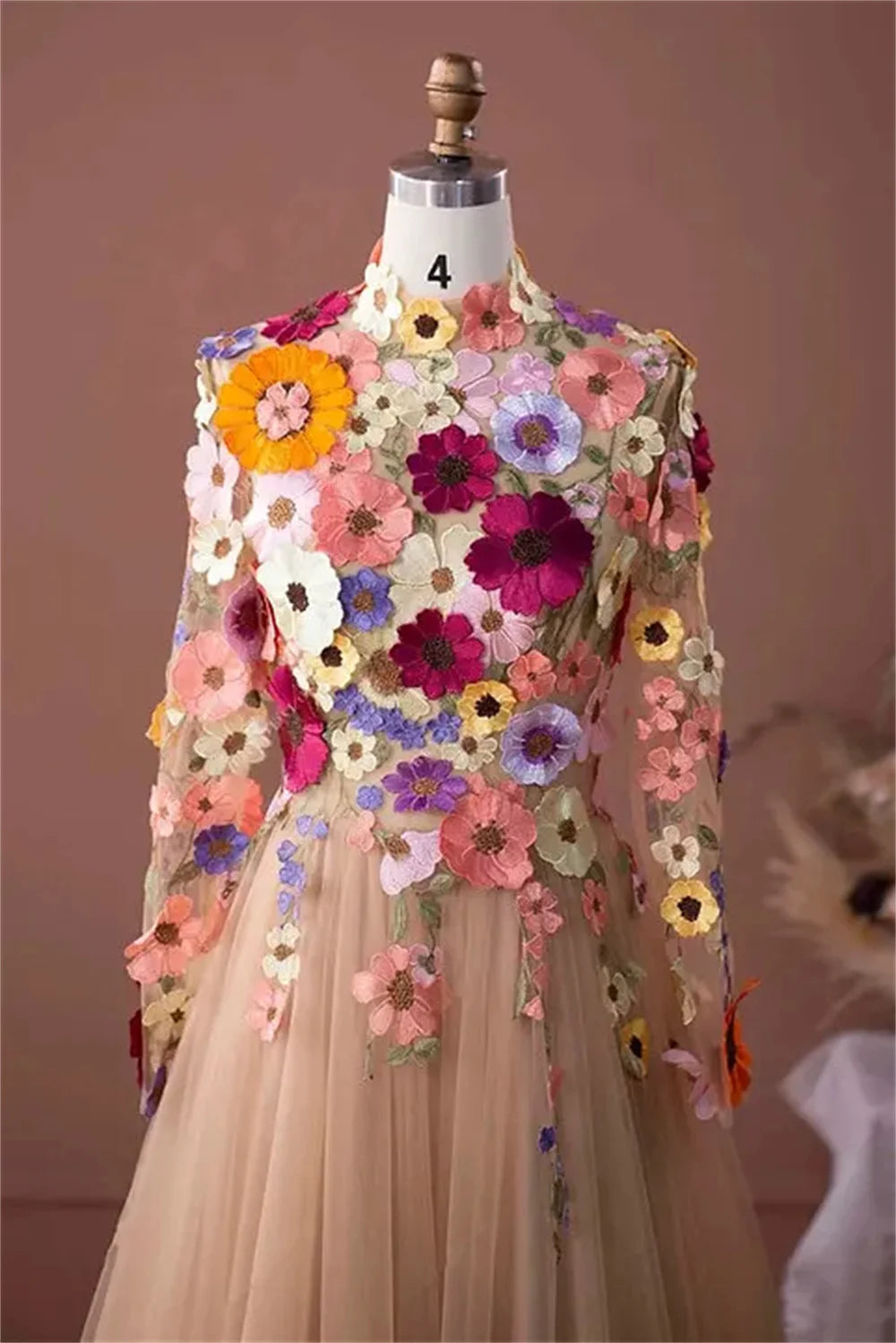 Vestidos de graduación con apliques de flores, cuello alto, tul, corte en A, elegante, manga larga, largo hasta el suelo, moda de verano