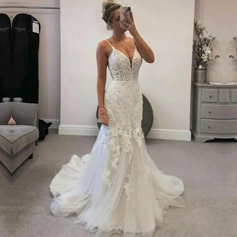Sexy Deep V-Neck Wedding Dress Spaghetti Straps Lace Appliques Beach Mermaid Bride Gown Backless Train Vestido De Novia Ivory 14w