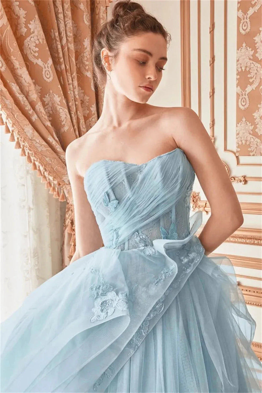 Grey Blue Strapless Vestidos De Noche 3D Butterfly Prom Dress Fairy Strapless Tulle Sweep Train فساتين السهرة