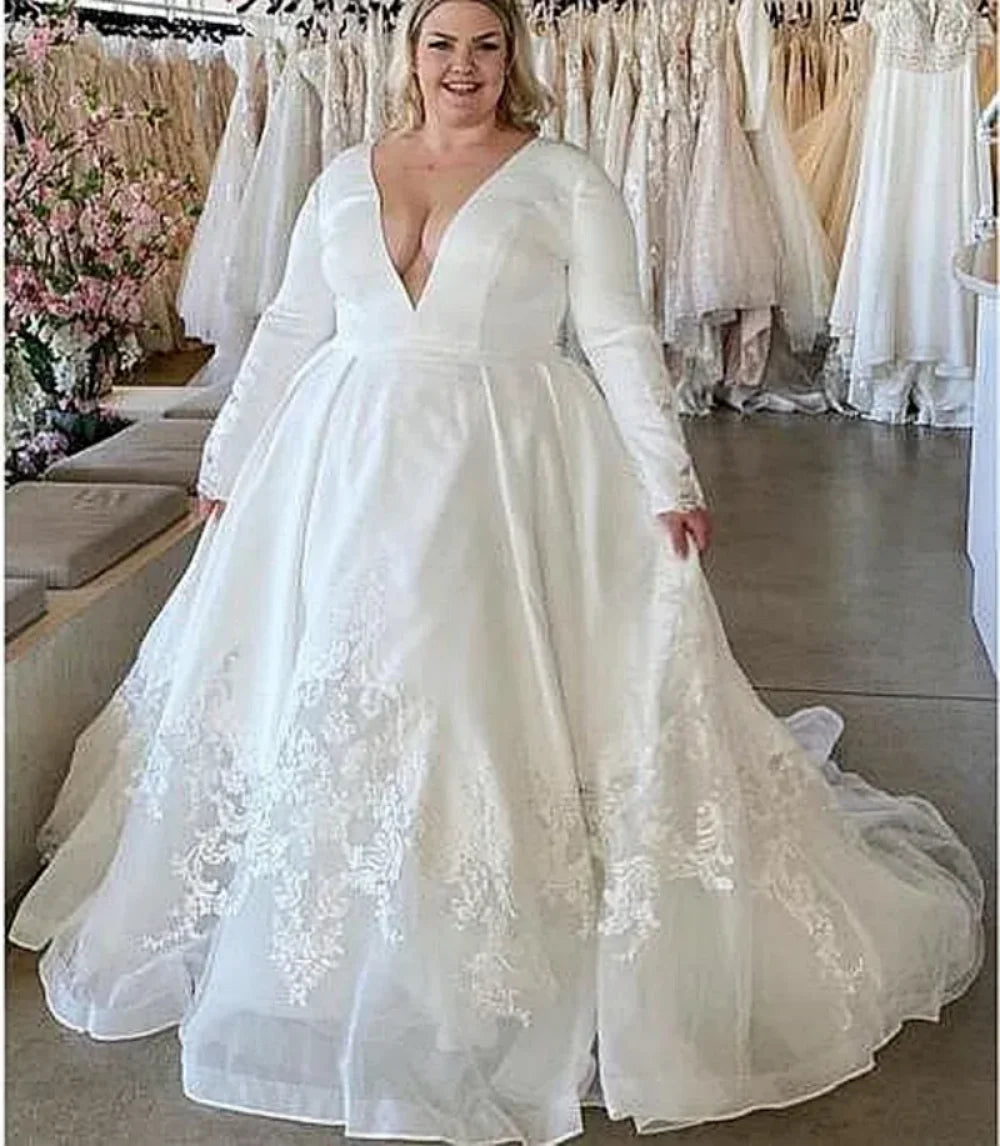 Charming Plus Size Wedding Dresses For Women A Line Long Sleeves Bridal Gowns Satin With Lace Applique Vestidos De Novia