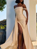 Off the Shoulder Bridesmaid Dresses Satin Strapless Mermaid Split Sweep Train Pleated Wedding Party Dresses Customized 20