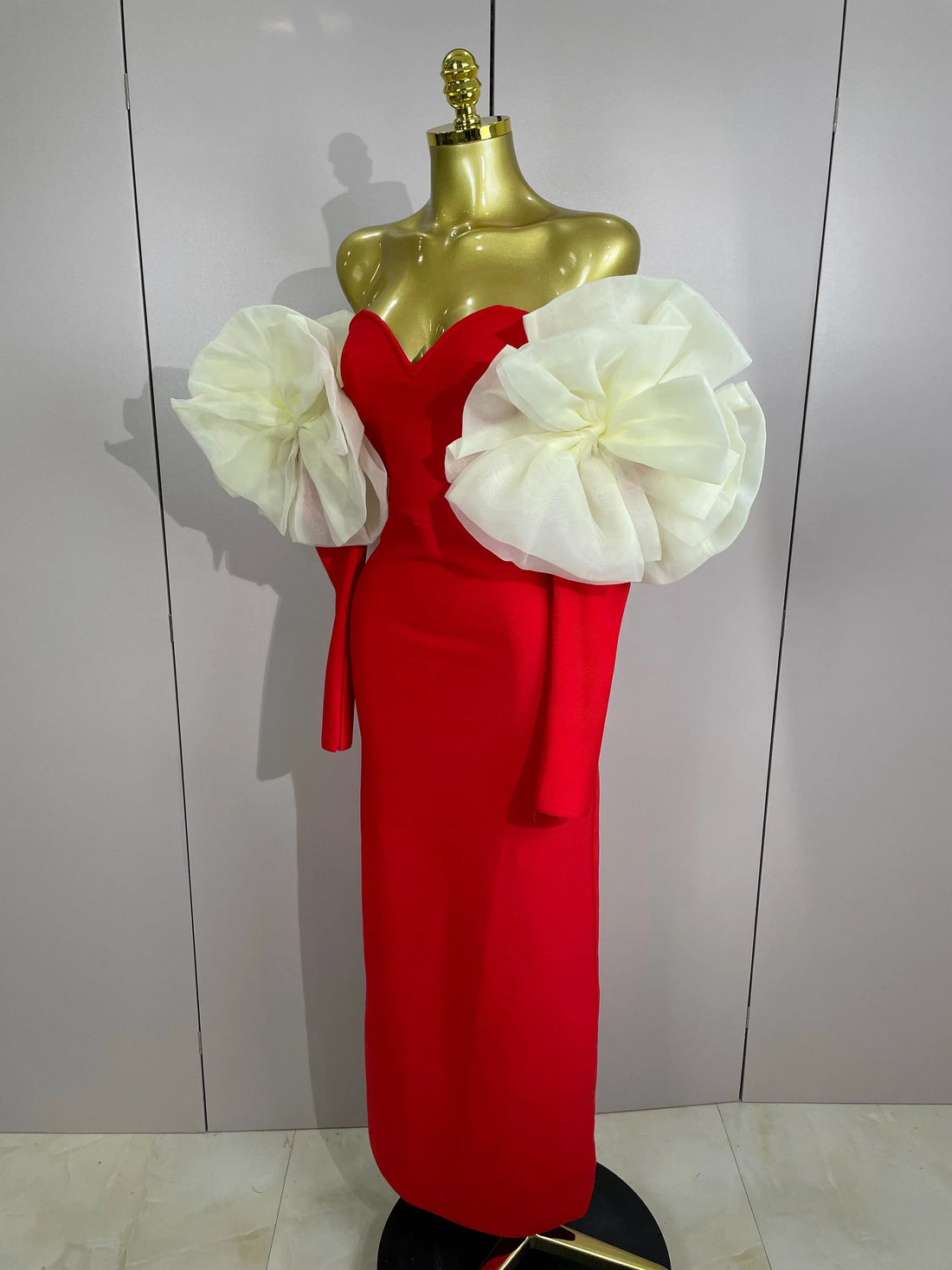 Women Sexy Off Shoulder Red Bodycon Bandage Dress Long Sleeved Celebrity Elegant Backless Dress Luxury Birthday Dresses Red