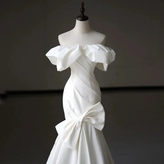 Vestidos largos de lujo blancos de satén para boda con cuello barco para novia, vestido largo elegante para fiesta de graduación, vestido de noche para invitados, vestido de mujer con glúteos