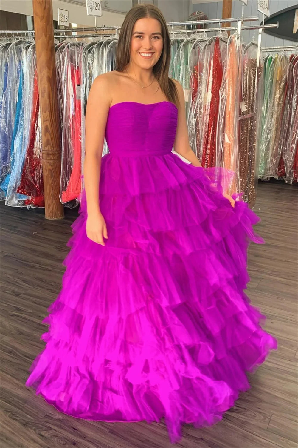 Strapless Tulle Prom Dresses A-line Floor-Length vestidos de noche Elegant Sleeveless Multilayer Formal Evening