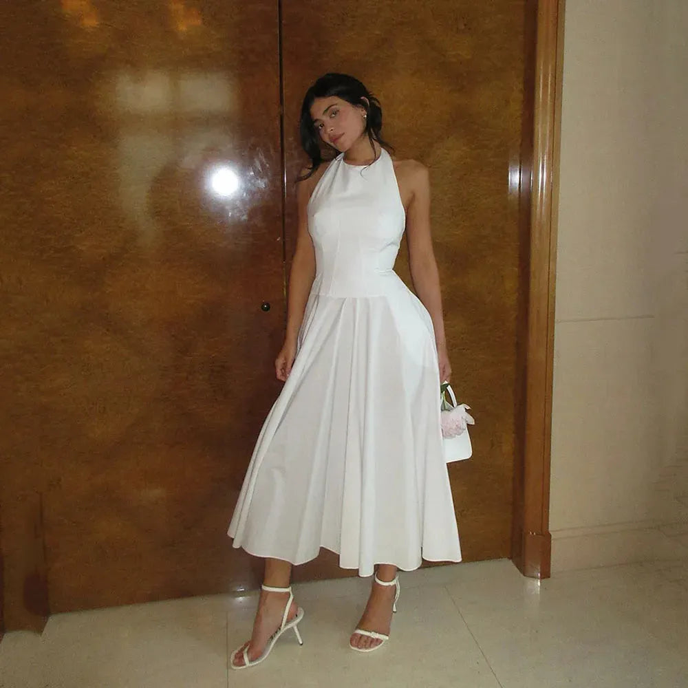 Saudi Arabia Simple Satin Wedding Dresses Party Women Halter Neck Women Bride Dress Sleeveless Customize To Measrues Robe Marie 14w