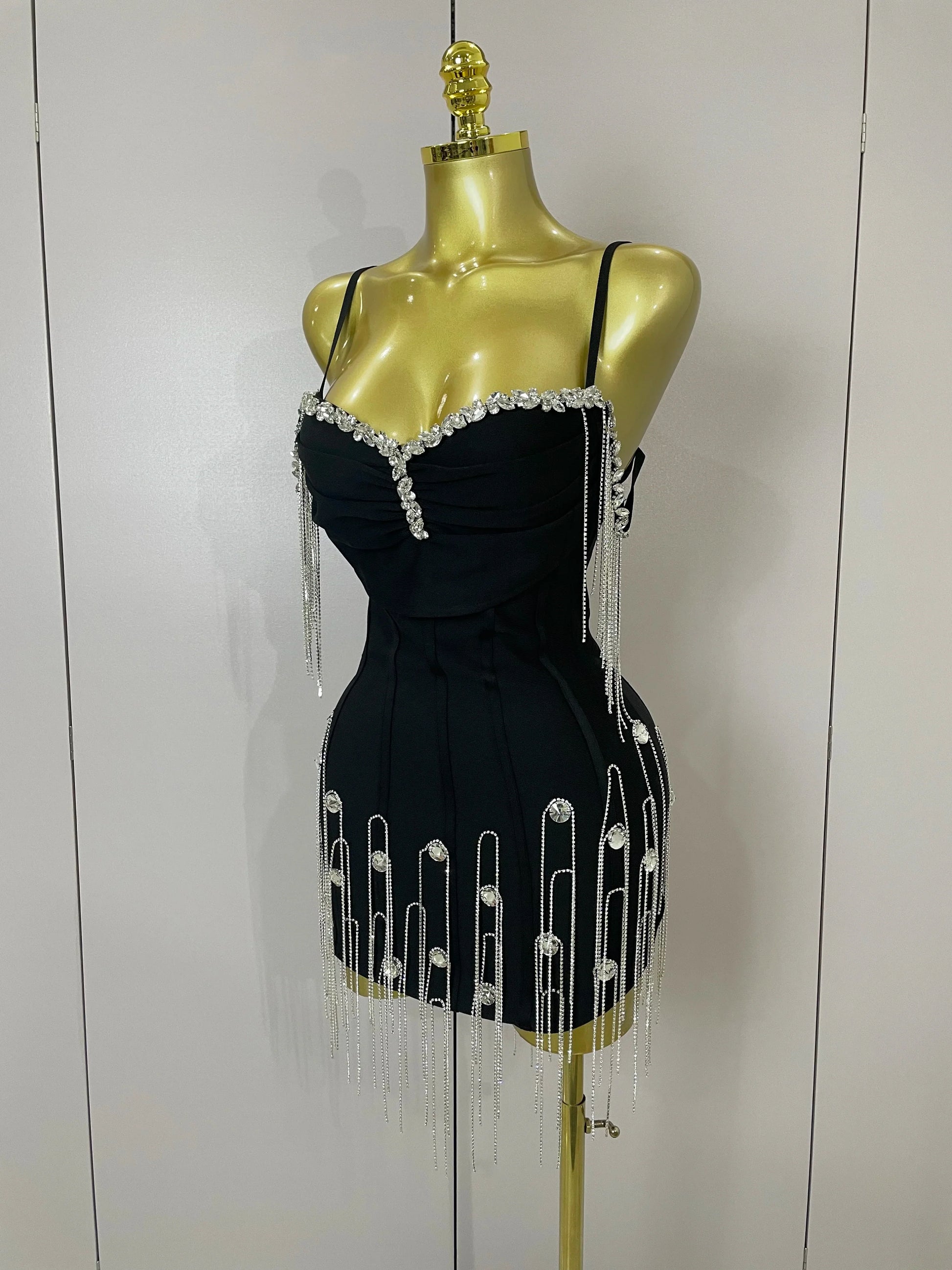Sexy Backless Spaghetti Strap Black Sleeveless Bodycon Bandage Dress Women Elegant Prom Gown Club Evening Party Birthday Dresses