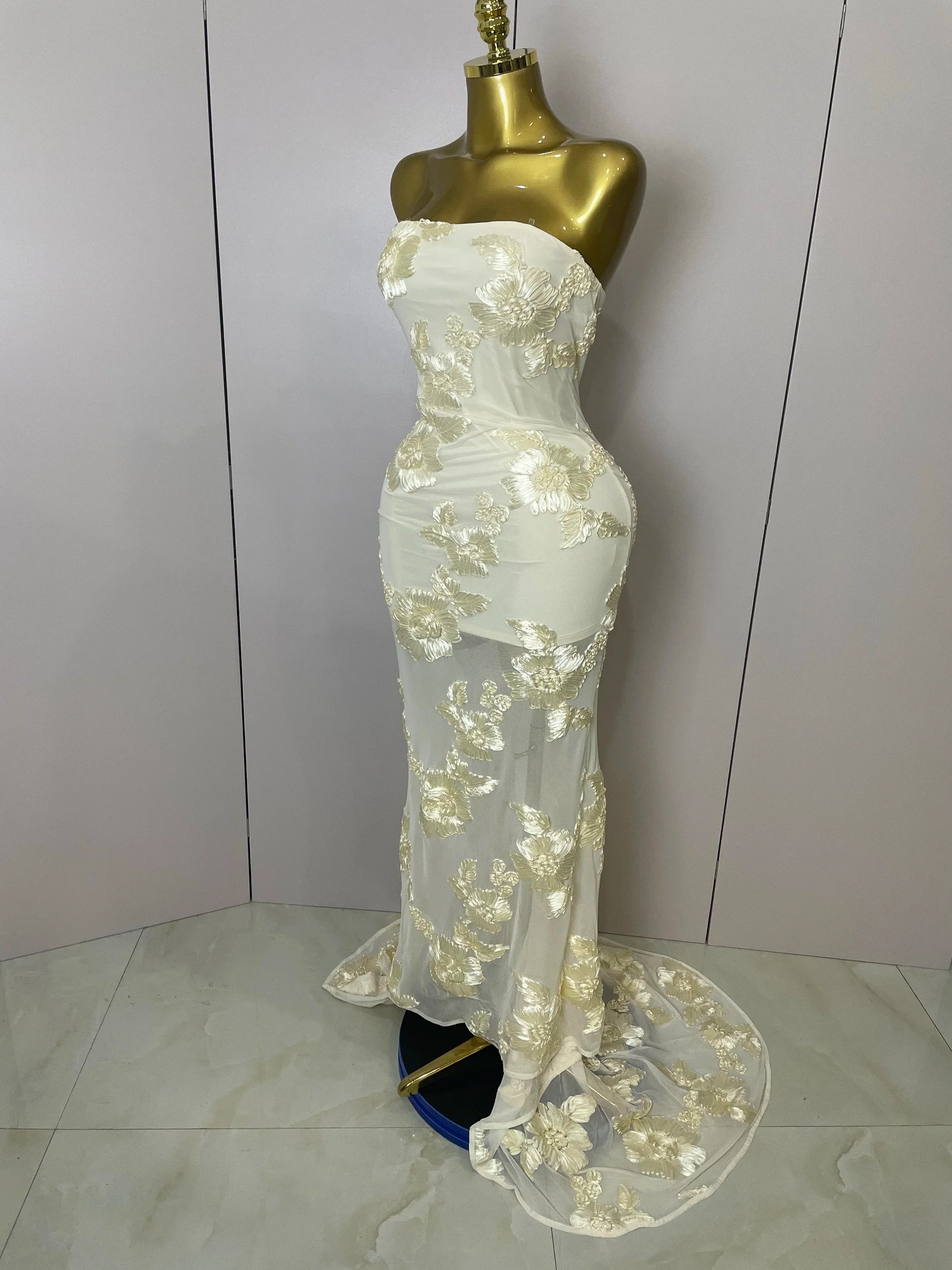 Top Quality Women Sexy Strapless Embroidery Floor-length Maxi Dress Celebrate Evening Party Prom Cocktail Outfit