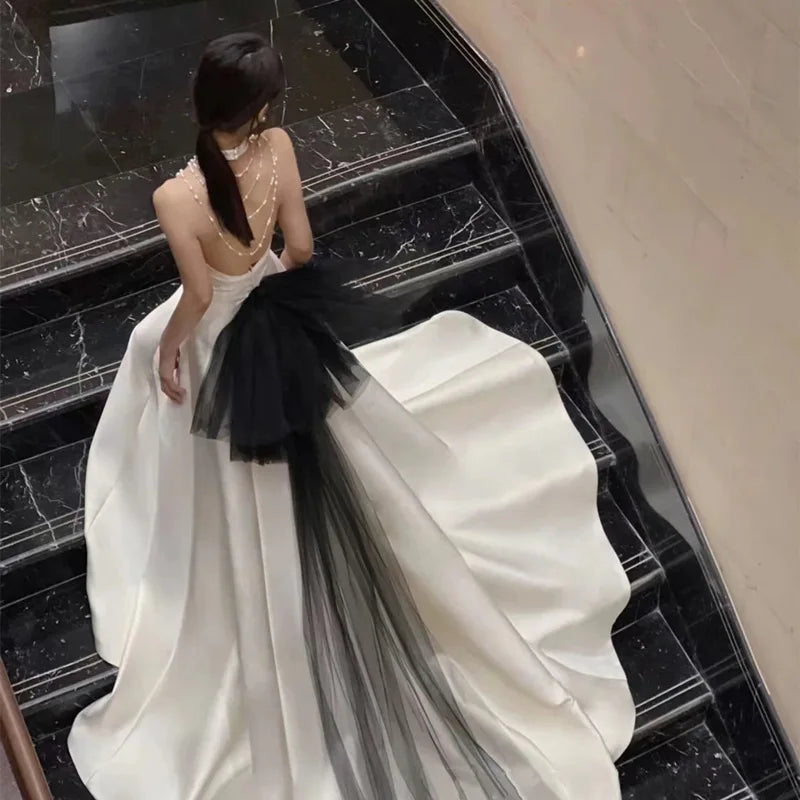 Putih Satin Mewah Prancis Trailing Bride Wedding Dress Sexy off Shoulder Backless Ball Gown Wedding Evening Prom Wanita Prom Gaun