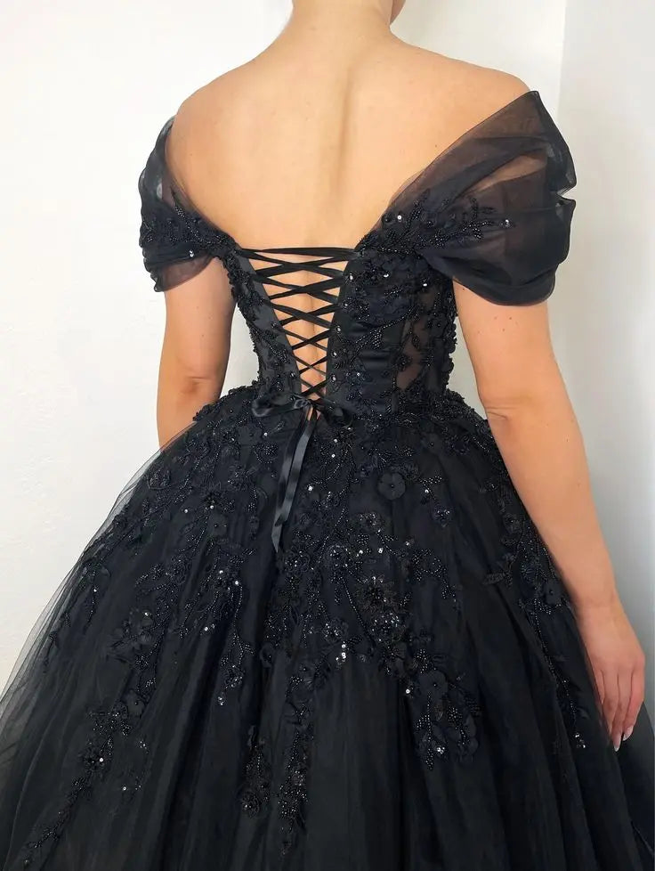 Vestido de noche negro con apliques de encaje con hombros descubiertos, cuello en V, vestido de baile de tul, tren de barrido largo, vestidos de graduación para mujer elegante