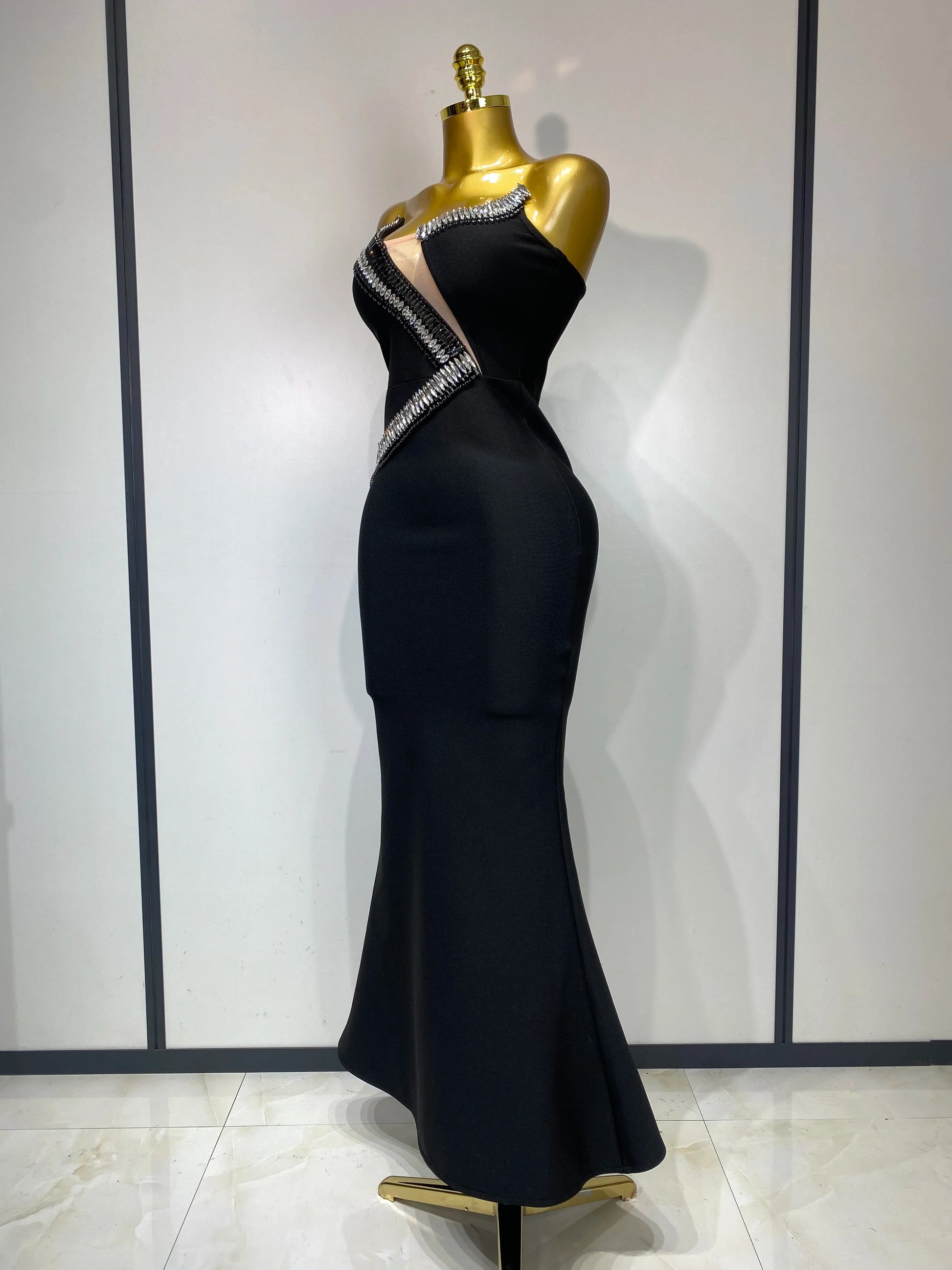 Women Sexy Strapless Bodycon Bandage Dress Rhinestone Celebrity Elegant Evening Party Gown Luxury Birthday Wedding Guest Dress