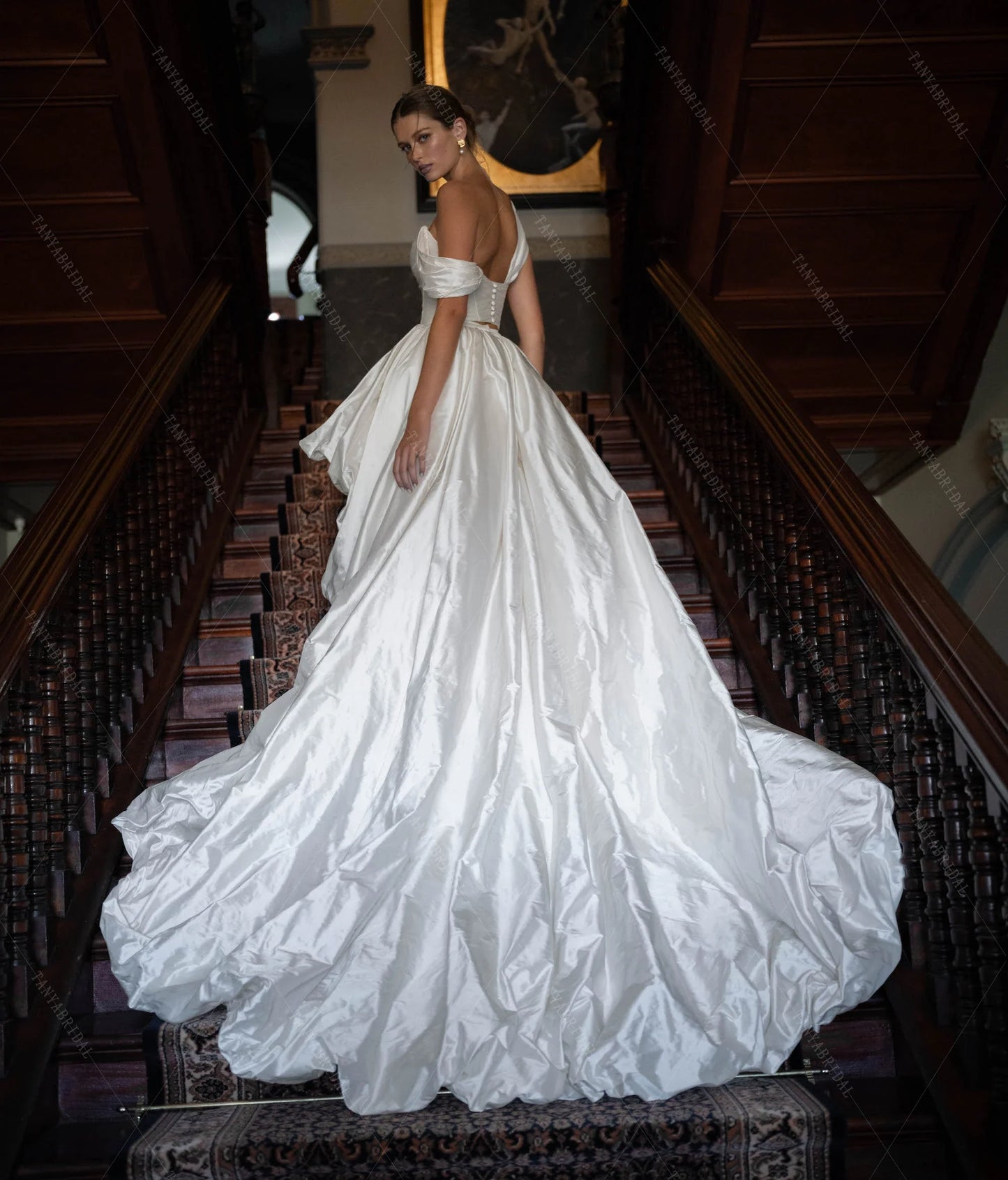 Gaun pengantin satu baris dari bahu bagian depan pendek ke belakang, gaun pengantin boho