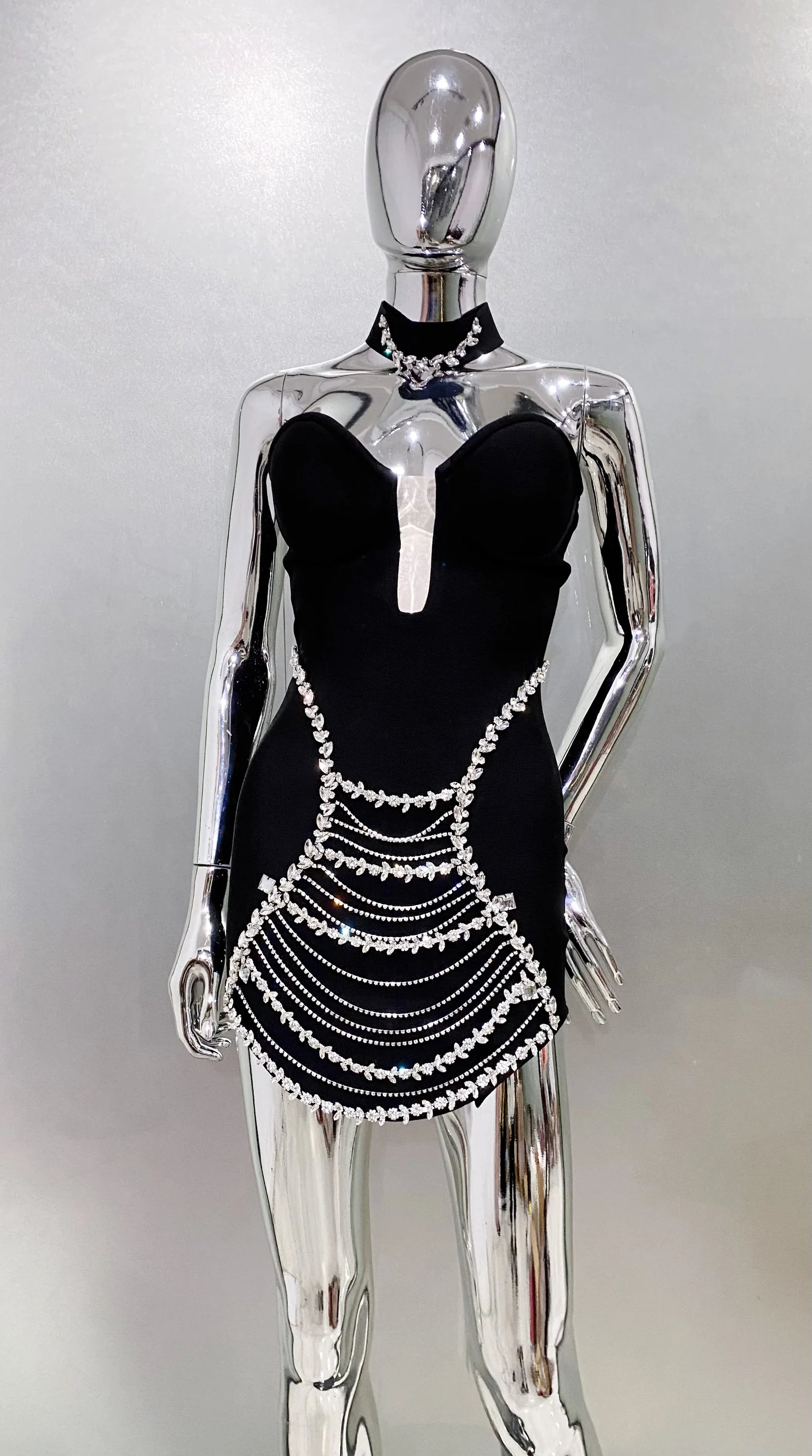 Stylish Necklace Shining Diamonds Strapless Black Bandage Mini Dress Fashion Woman Party Vestido Celebrity Birthday Outfit