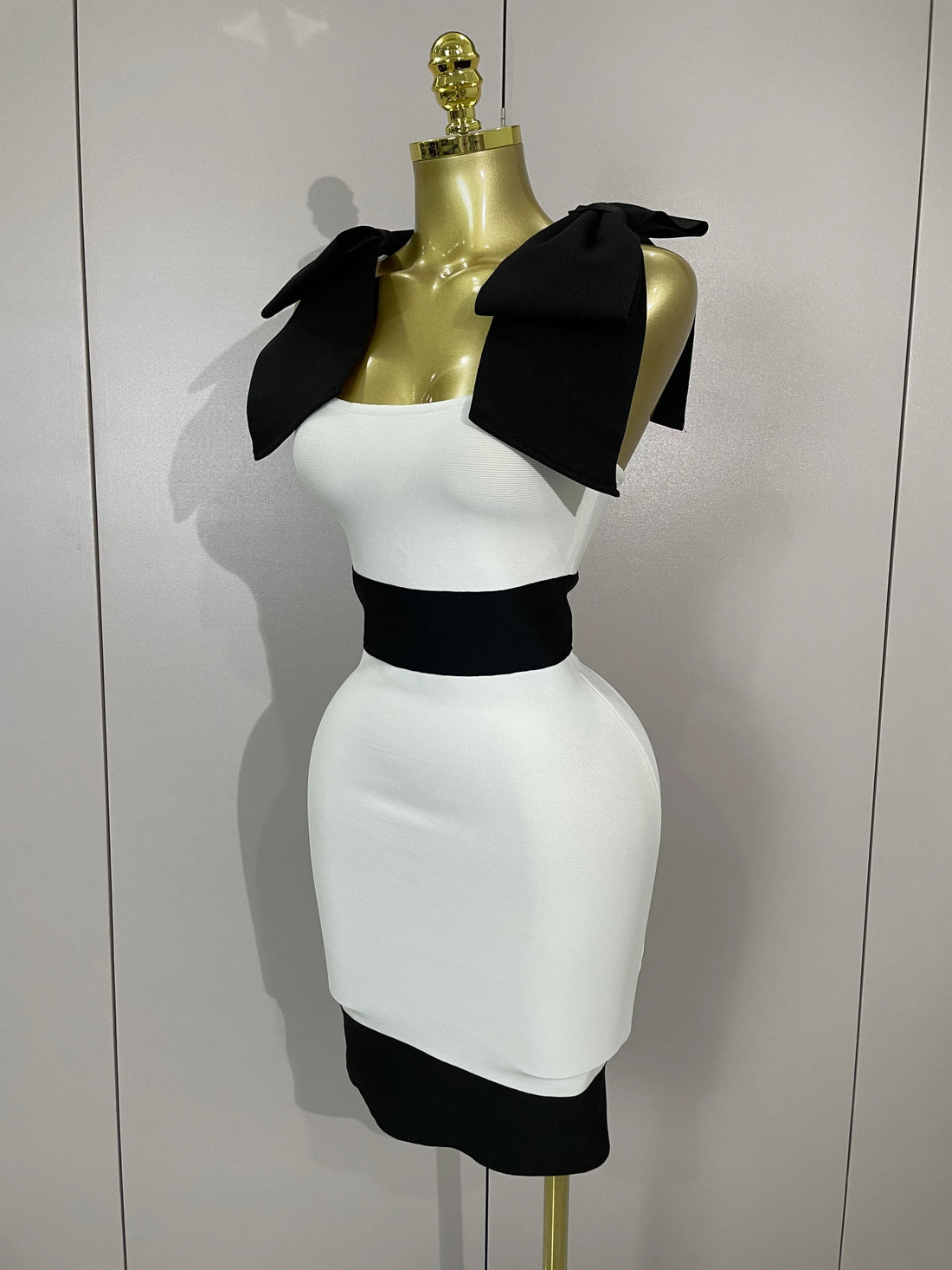 Sexy Bow Tie Black White Patchwork Bodycon Bandage Dress Women Celebrity Elegant Evening Club Party Birthday Dresses black
