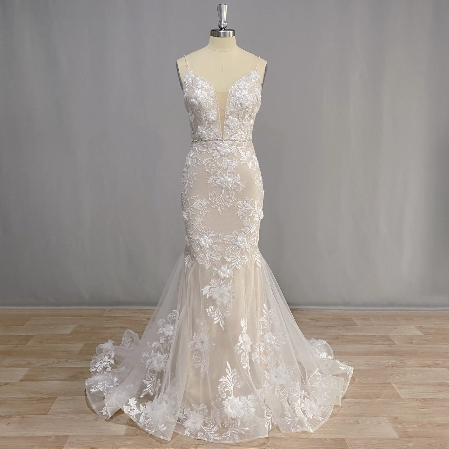 Robe de mariée sirène Sexy, fleurs 3D, sans manches, bretelles Spaghetti, décolleté en V profond, dos nu 