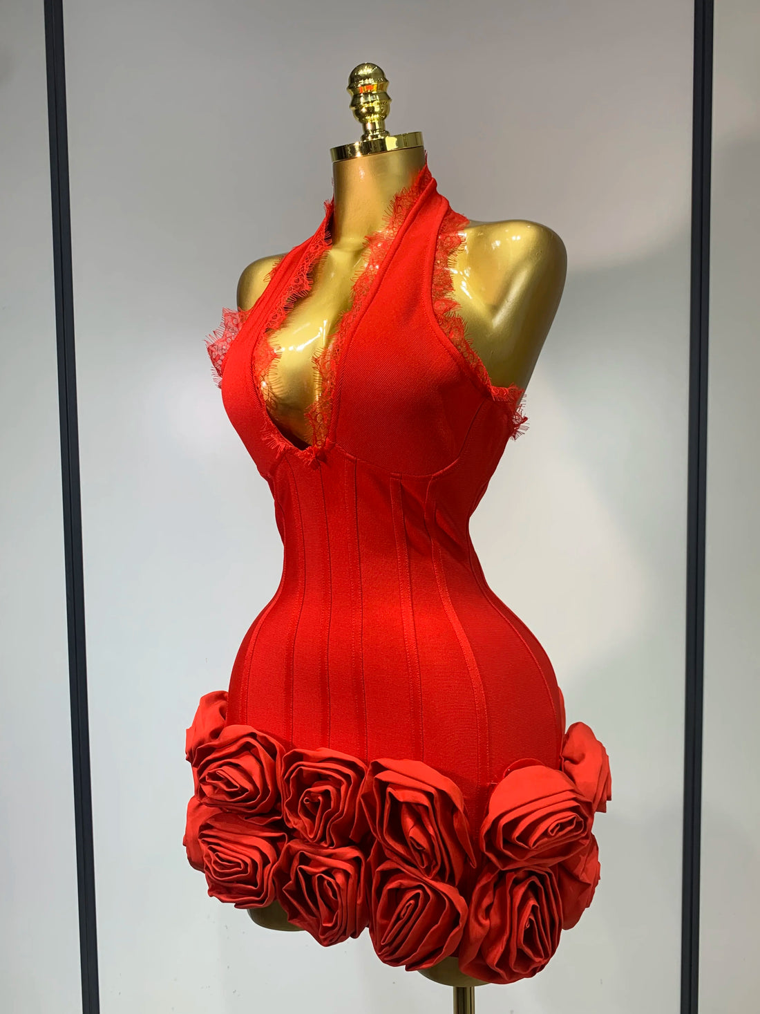 Elegant Women Sleeveless Sexy Halter Applique Bodycon Mini Bandage Dress Celebrity Fashion Nightclub Party Luxury Birthday Dress Red
