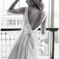 Gaun Perkahwinan Mini Pantai Putih White Simple Scoop Neck Satin Gaun Pengantin Pengantin Tanpa Lengan V Kembali Dengan Bow Vestido De Noiva Cu