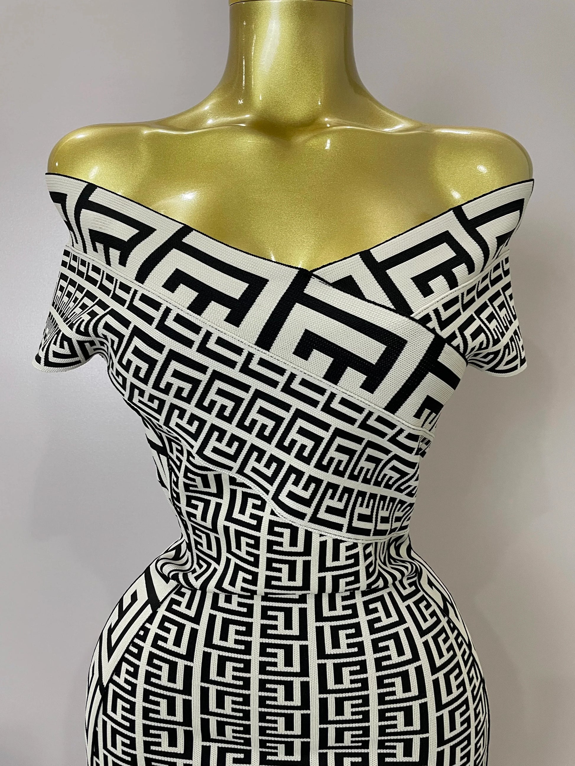 Women Sexy Jacquard Slash Neck Off Shoulder Bodycon Mini Bandage Dress Elegant Evening Birthday Party Dress