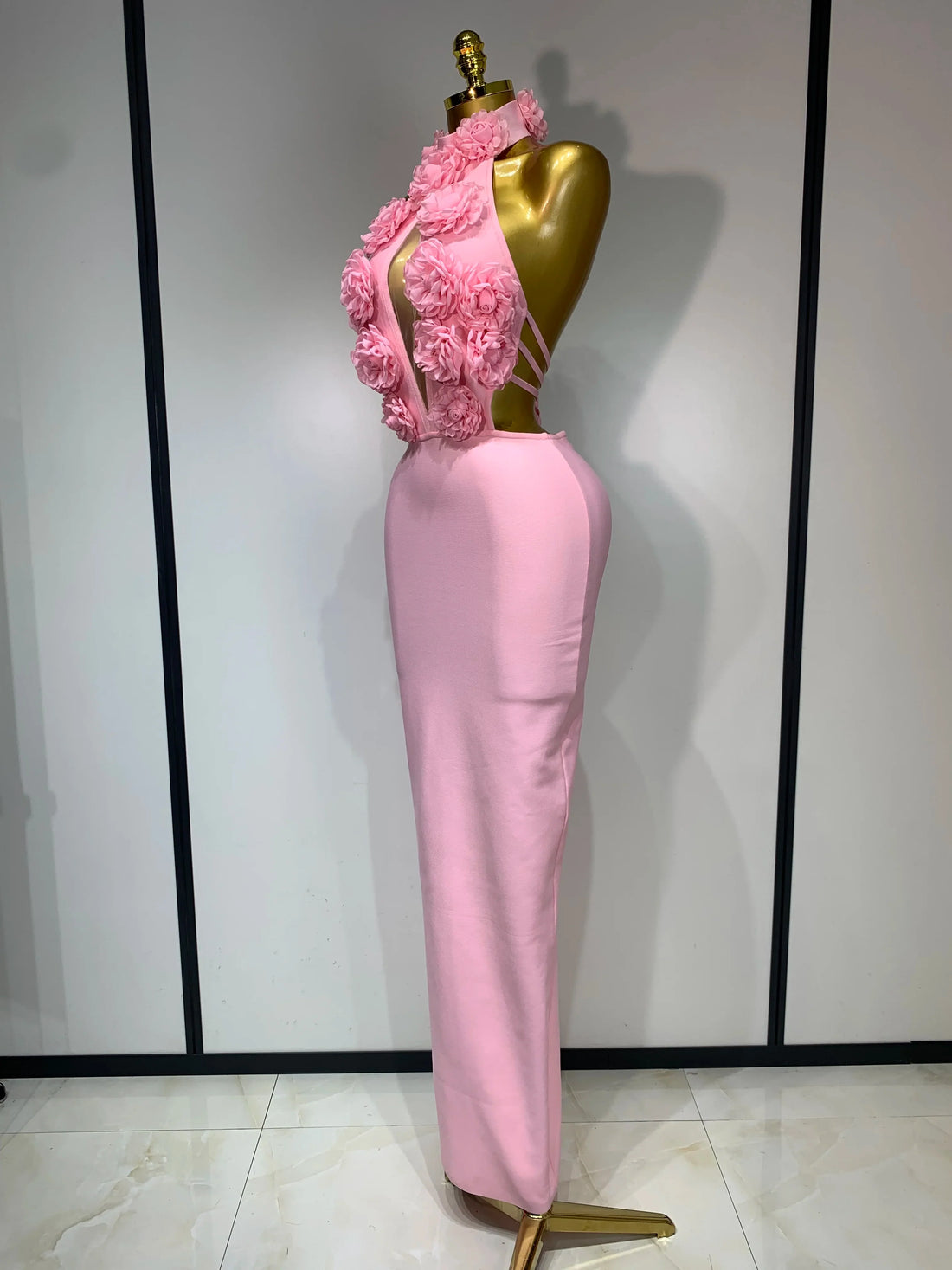 Luxury Birthday Dress Women Celebrity Sexy Halter Backless Flower Long Bandage Bodycon Dress Elegant Evening Party Outfit ﻿ Pink