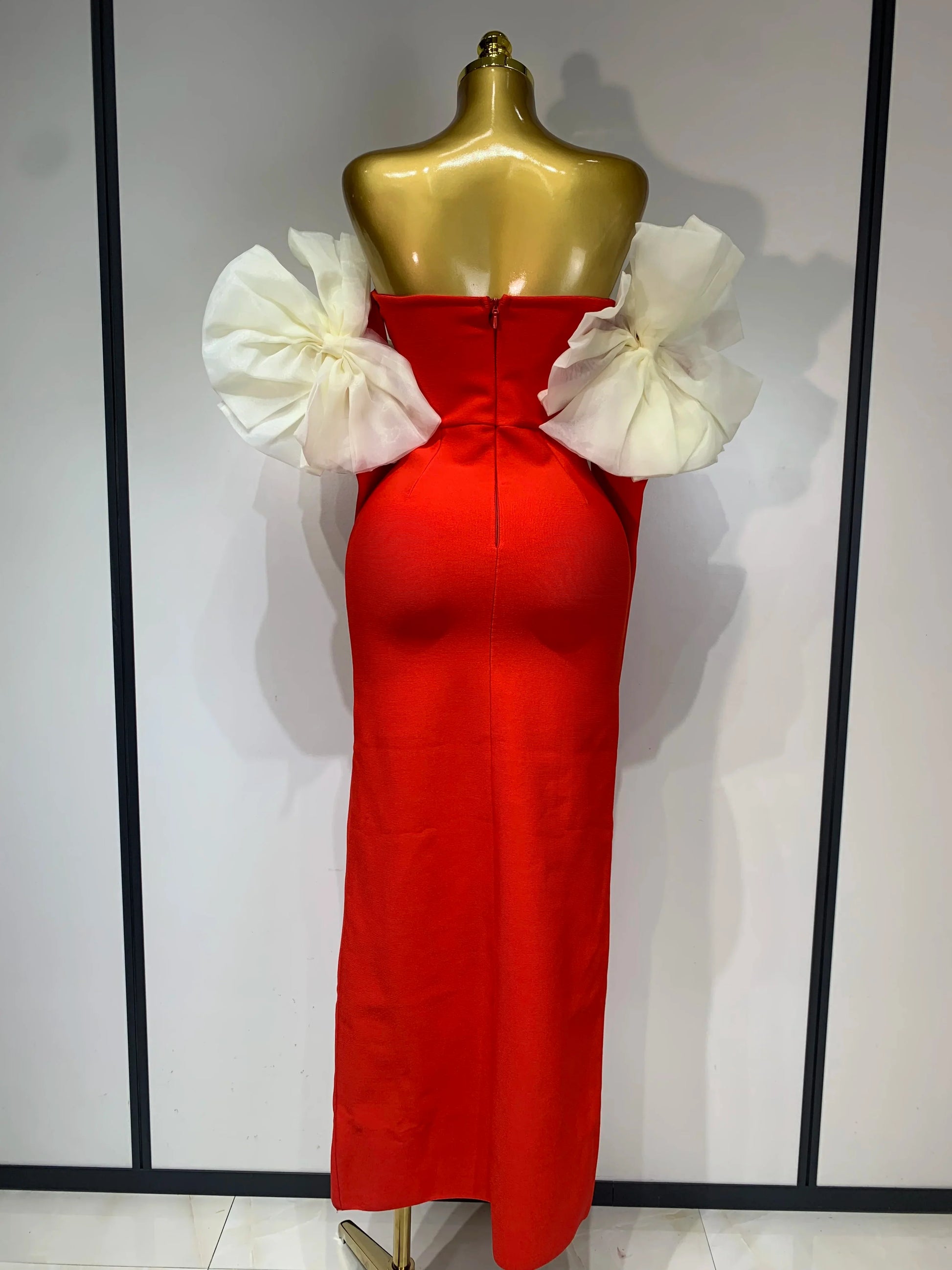 Sexy Off Shoulder Women Red Bodycon Bandage Dress Long Sleeved Celebrity Elegant Backless Dress Luxury Birthday Dresses