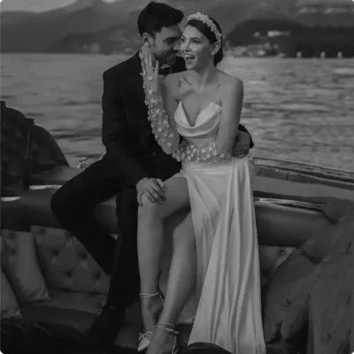 Draped Elastic Satin Wedding Dresses Off Shoulder Pleated Mermaid Bridal Gowns Backless Side Slit Beach Bride Dress 20w